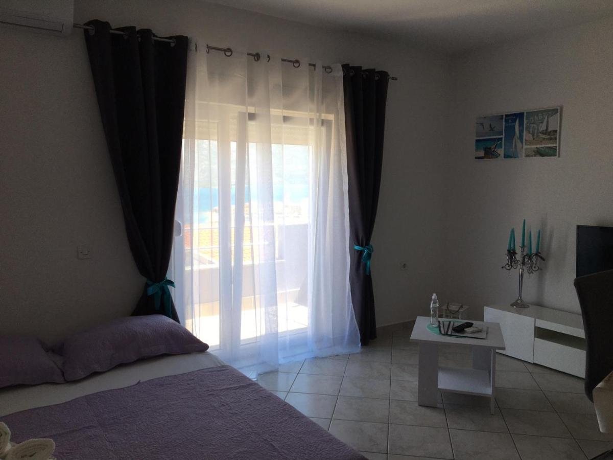 Gavran Apartment 维耶拉克 外观 照片